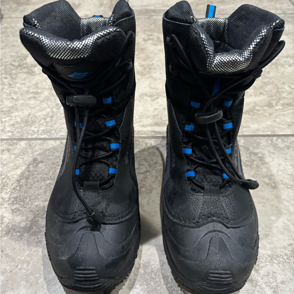 Columbia Bugaboot Plus IV Omni-Heat Waterproof Winter Snow Boots Youth size 6